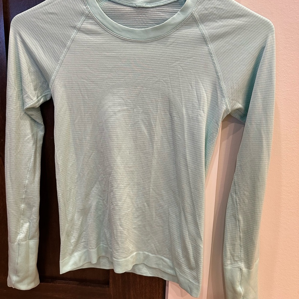 lululemon athletica Long Sleeve Top